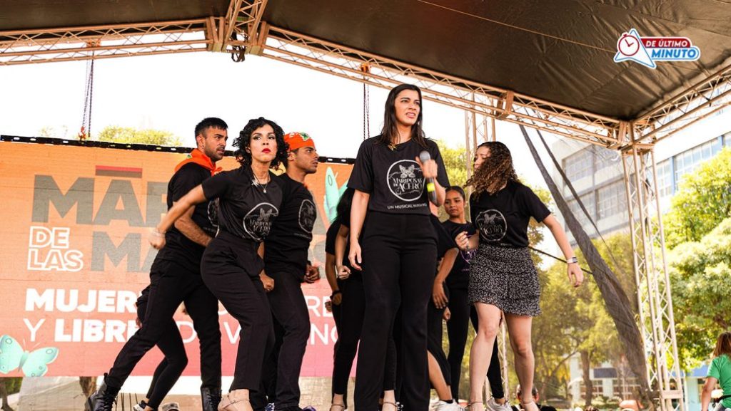 Cientos marchan para exigir compromiso real en la erradicación de la violencia contra las mujeres - Noticias de hoy en República Dominicana | De Último Minuto