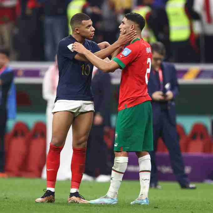 ¡Admiración! Kylian Mbappé y Achraf Hakimi intercambian camisetas y respetos en Qatar - Noticias de hoy en República Dominicana | De Último Minuto