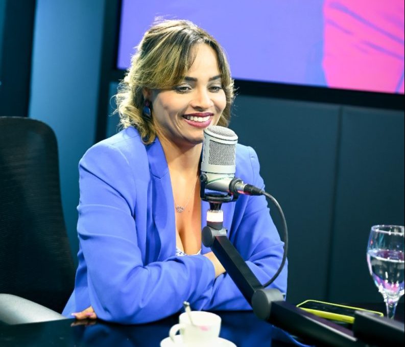 ¡Se regó! Angely Moreno llama Policía Nacional dedicarse a hacer su trabajo - Noticias de hoy en República Dominicana | De Último Minuto