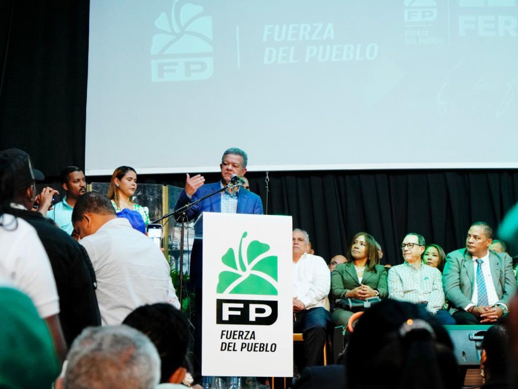Leonel asegura que su mayor compromiso es restituir la esperanza a los dominicanos - Noticias de hoy en República Dominicana | De Último Minuto