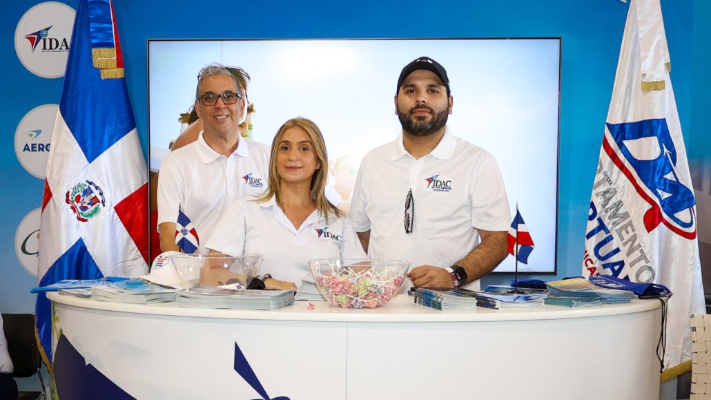 IDAC promueve a RD en Wisconsin como gran destino de la aviación privada en América Latina