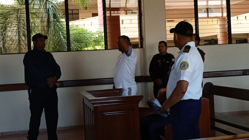 Condenan a 20 años de prisión a un violador en serie que abusó al menos 20 mujeres en Santiago