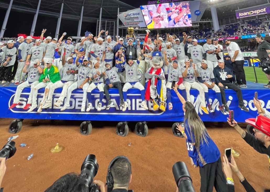 Venezuela vence a RD y conquista la Serie del Caribe 2024