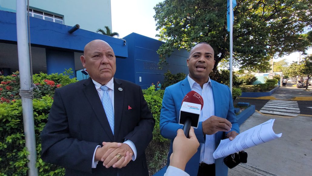 Organizaciones de la sociedad civil depositan demanda de nulidad contra candidatura de Karina Aristy