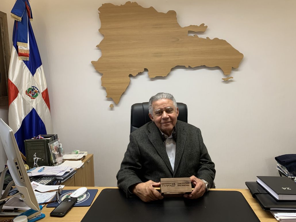 Juan Bolívar Díaz, embajador de República Dominicana ante el Reino de España, premio PEOPLE 10