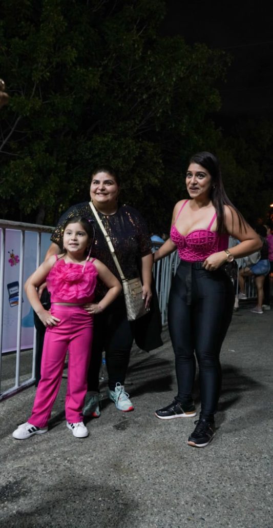 Mia la niña de 6 años que viajó por primera vez a RD al concierto de Karol G
