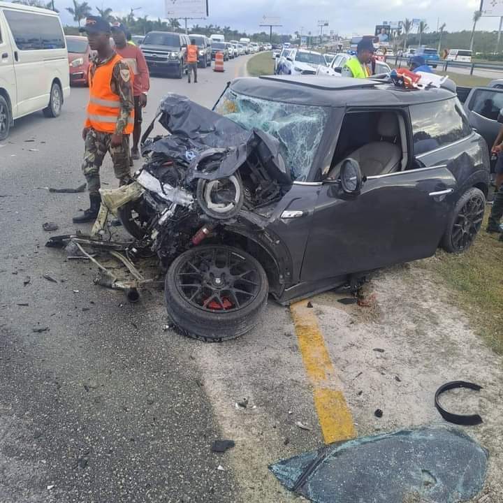 Accidente en Punta Cana deja una persona fallecida y otras heridas