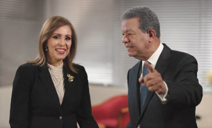 Leonel anuncia a Ingrid Mendoza como su compañera de boleta