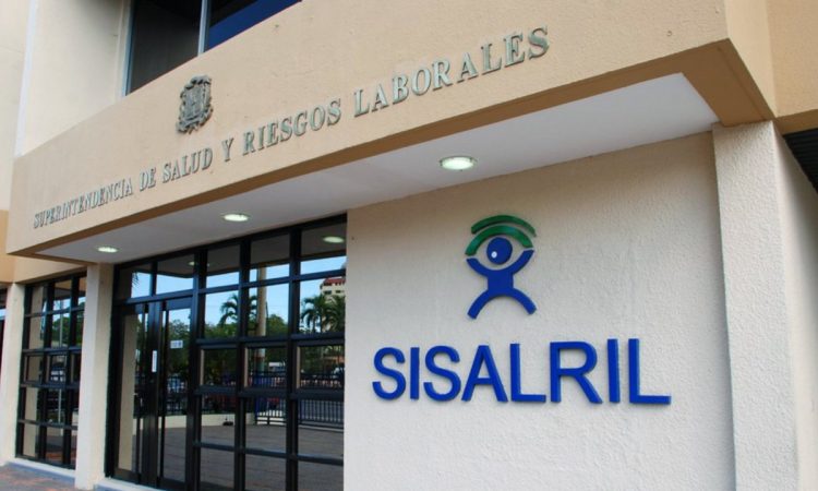 SISALRIL ordena a SeNaSa devolver gasto en medicamentos a afiliados por fallas en plataforma tecnológica