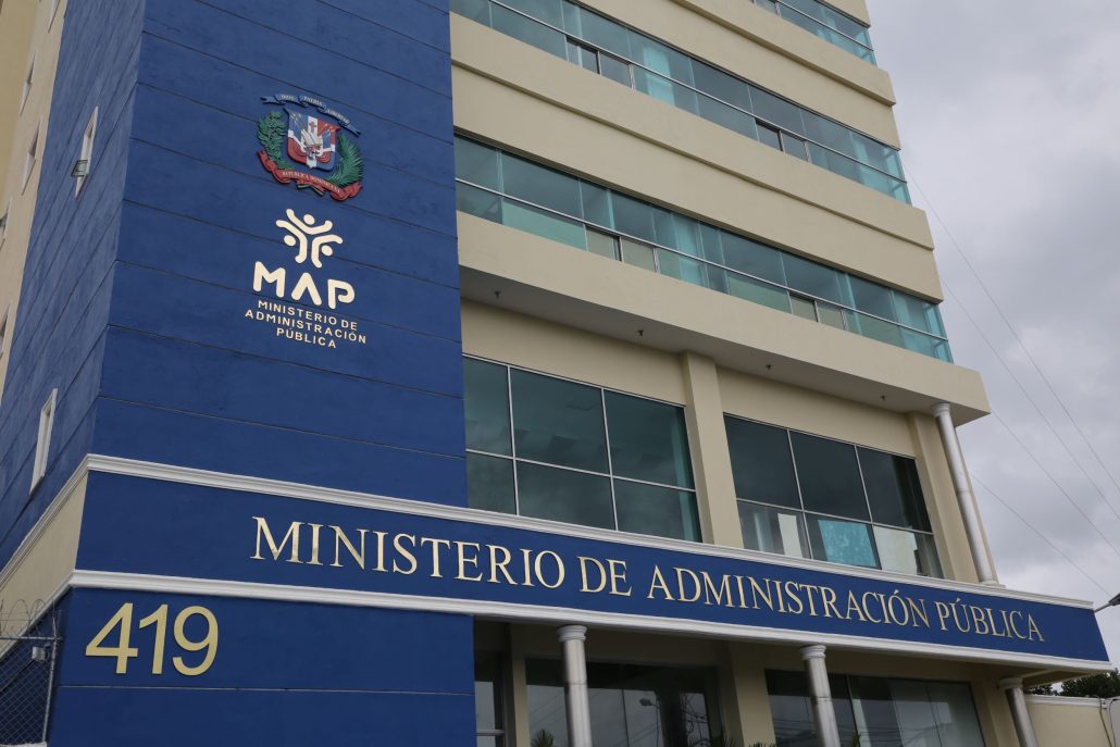 Servidores públicos electos a cargos municipales no deben estar en nómina de instituciones a partir de mayo