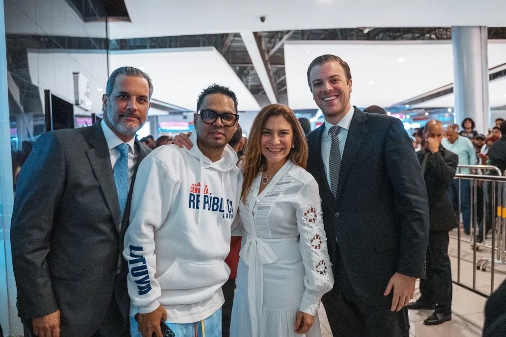 Carolina Mejía será la primera mujer presidenta del país, según Santiago Matías