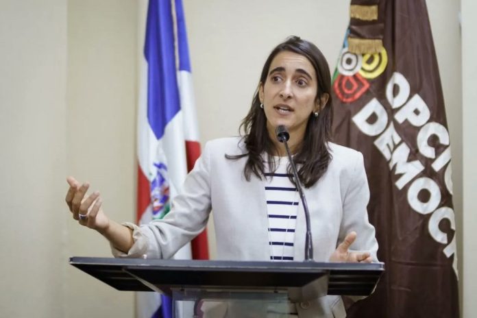 Opción Democrática propone jornada laboral de lunes a jueves