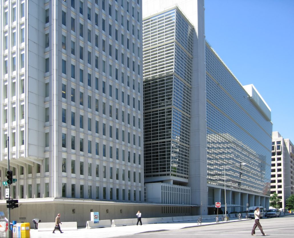 Banco Mundial pinta cuadro oscuro para la economía de la región AL y Caribe