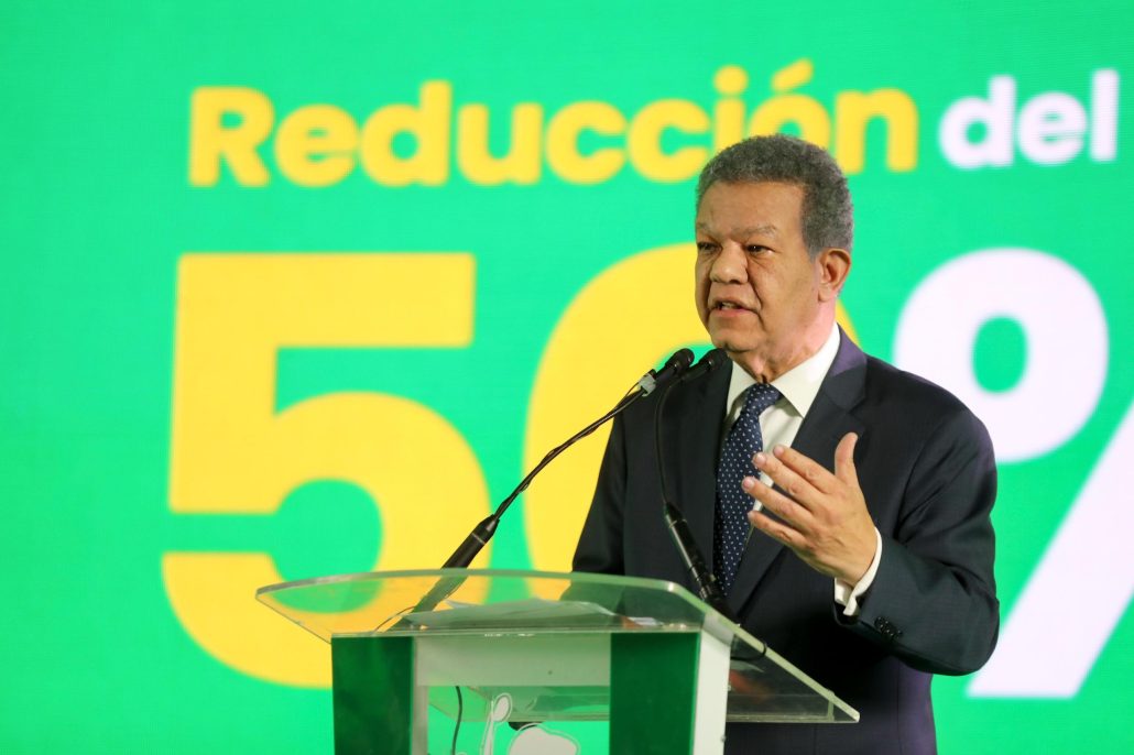 La Voz Del Pueblo: Encuentro de Leonel con la prensa será el martes en Santo Domingo