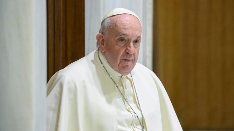 El papa advierte de que la Tierra se está “dirigiendo a la ruina”