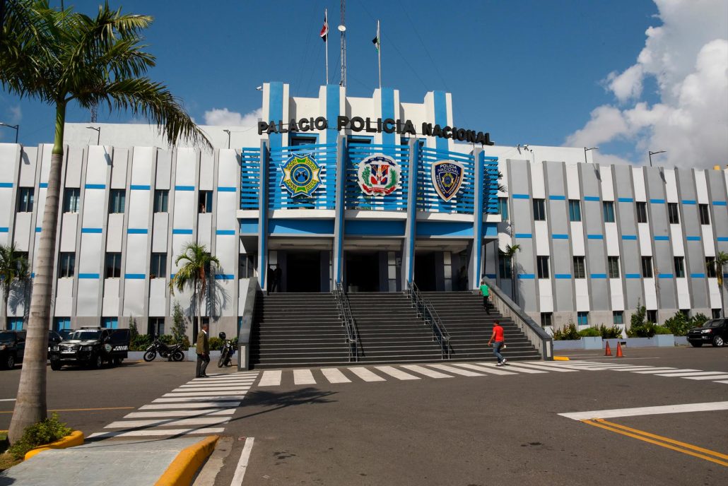 Policía