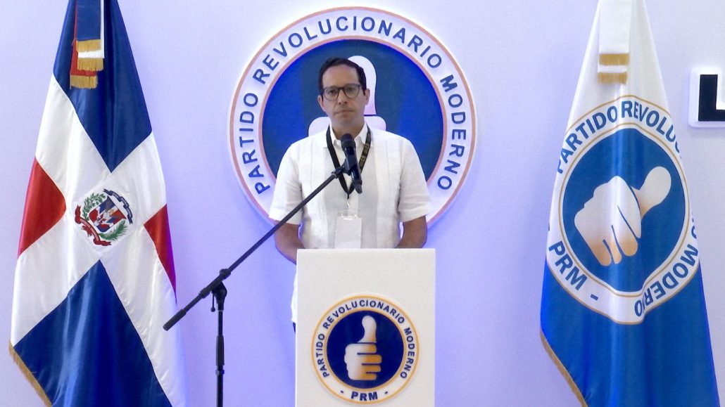 PRM llama a seguir votando de manera ordenada y masiva