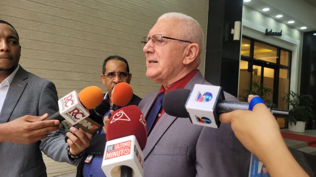 Diputados oficialistas califican como 