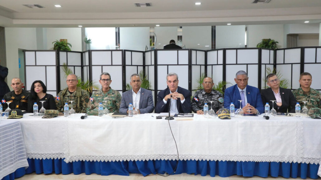 Presidente Abinader encabeza reunión de seguimiento al Plan de Seguridad Ciudadana
