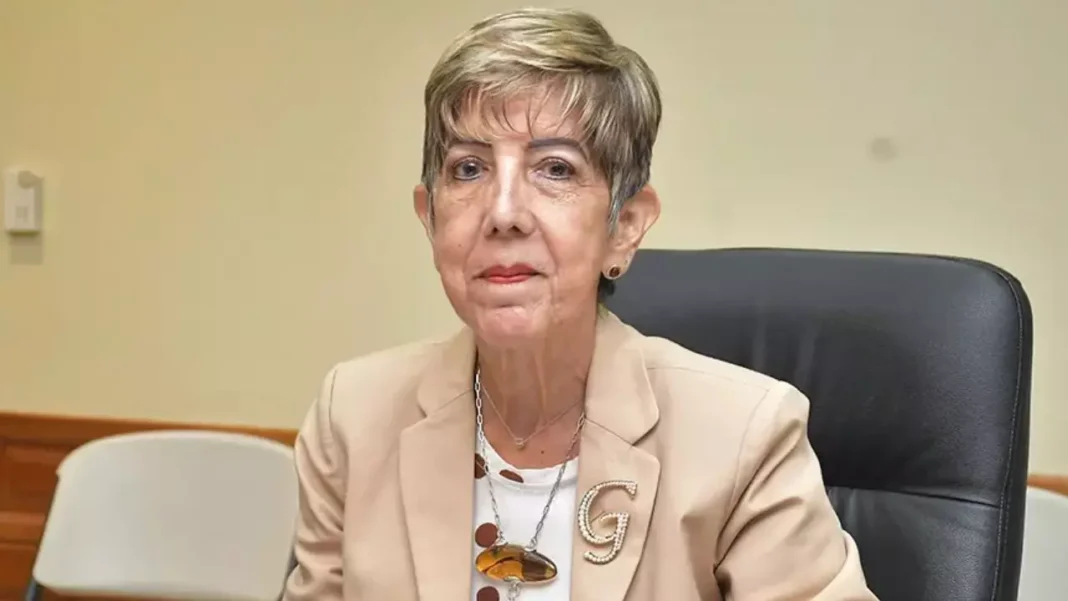 Covid-17 toca la puerta de la senadora de Puerto Plata