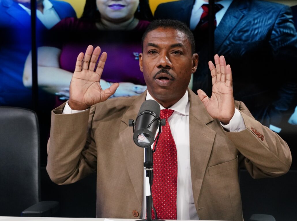 Nilson Abreu llama a 