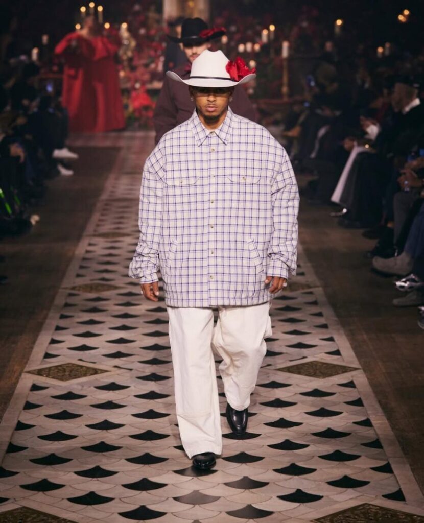 Los latinos brillan en la Semana de la Moda de París - Noticias de hoy en República Dominicana | De Último Minuto