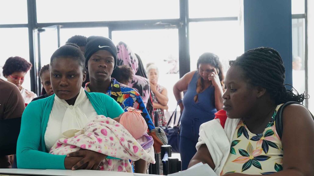 Amnistía pide a RD derogar medida hospitalaria que afecta a haitianos