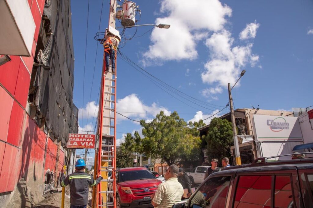 PGASE y EDEESTE Desmantelan Fraude Eléctrico Millonario en hotel de SDE - Noticias de hoy en República Dominicana | De Último Minuto