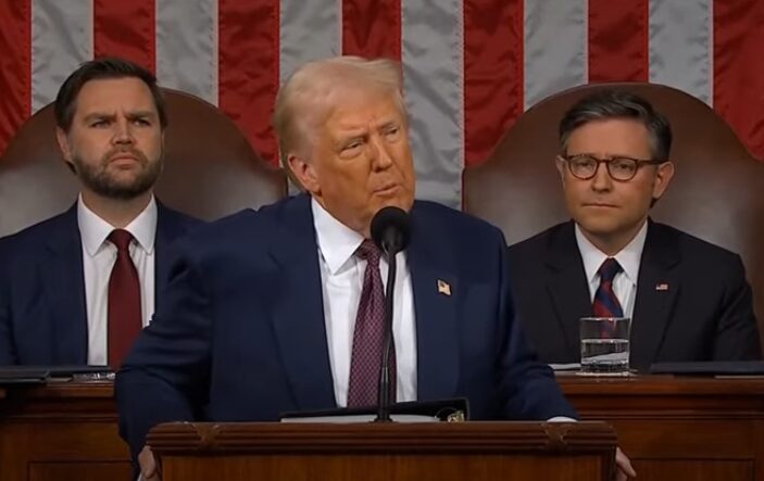 Trump recurrirá a antigua ley de 1798 para acelerar las deportaciones