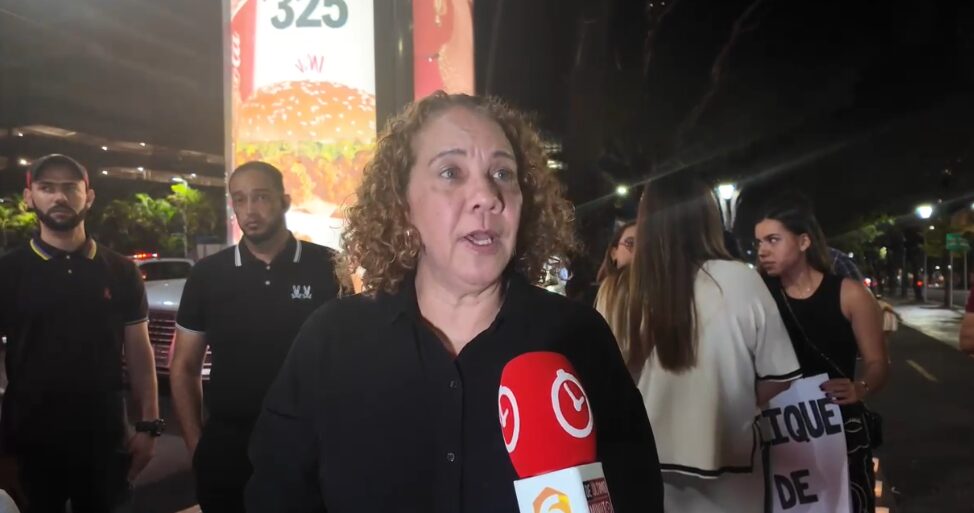 Familiares de afectados por accidentes de tránsito realizan vigilia en busca de justicia - Noticias de hoy en República Dominicana | De Último Minuto