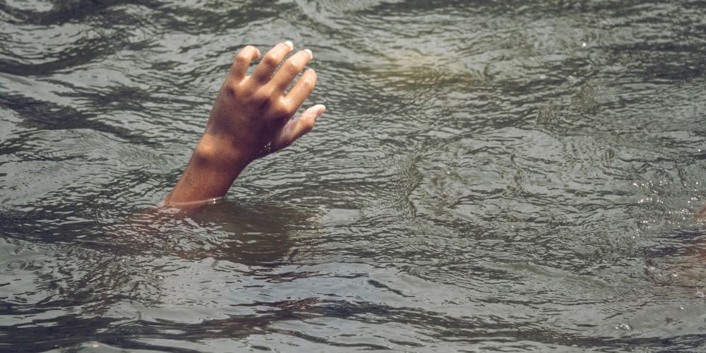 Muere una niña ahogada al caer en alcantarilla a causa de las fuertes lluvias en Marruecos