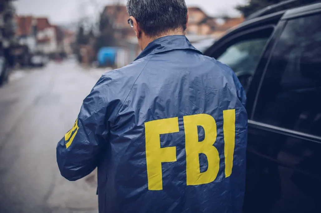 FBI emite alerta para jóvenes que planean viajar al extranjero por ‘spring break’