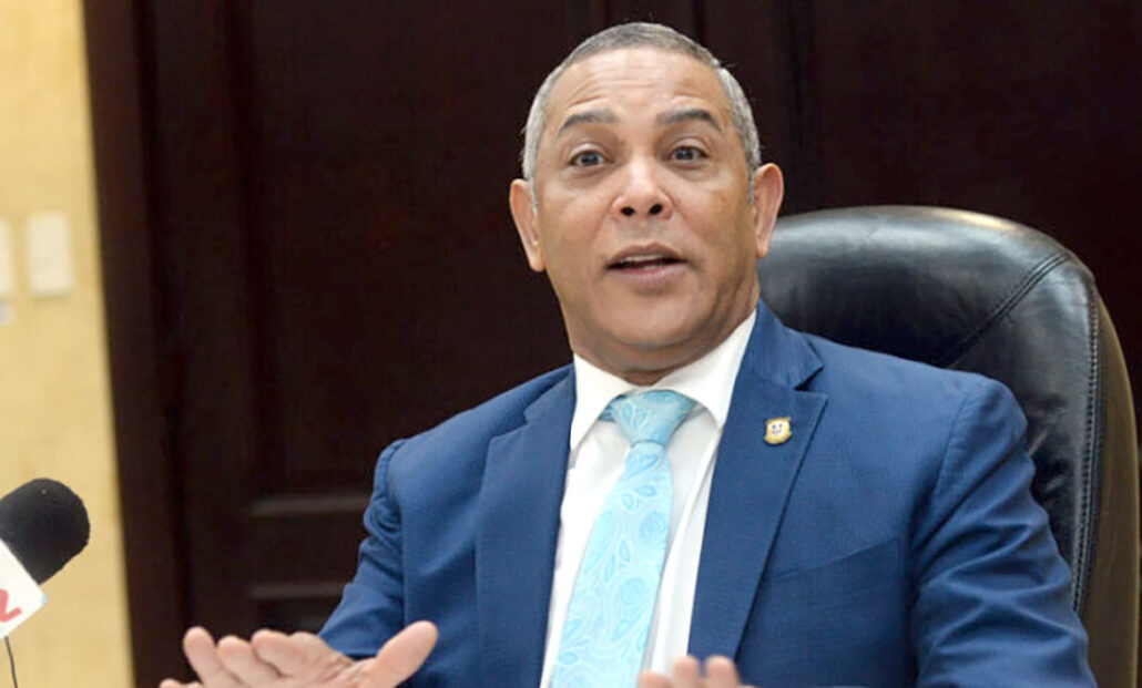 Senador Franklin Romero repudia la pasada huelga en SFM y llama al respeto del orden y la paz social
