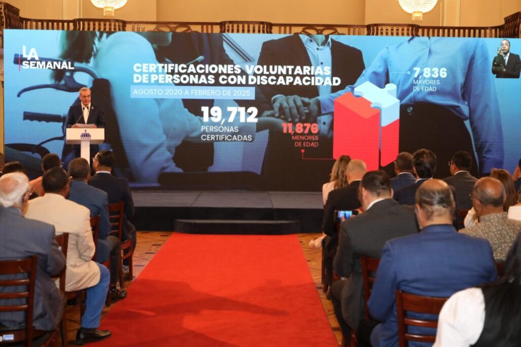 Abinader afirma que el Gobierno prioriza las políticas de inclusión para personas con discapacidad - Noticias de hoy en República Dominicana | De Último Minuto