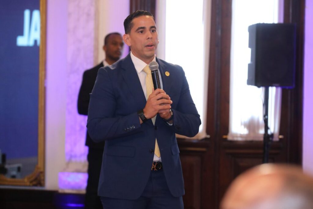 Abinader afirma que el Gobierno prioriza las políticas de inclusión para personas con discapacidad - Noticias de hoy en República Dominicana | De Último Minuto