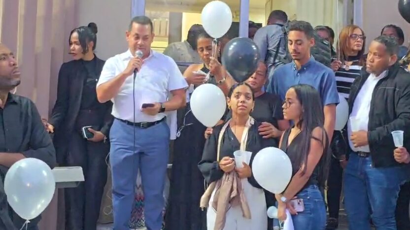 La Romana rindió homenaje a las víctimas de la tragedia en la discoteca Jet Set - Noticias de hoy en República Dominicana | De Último Minuto