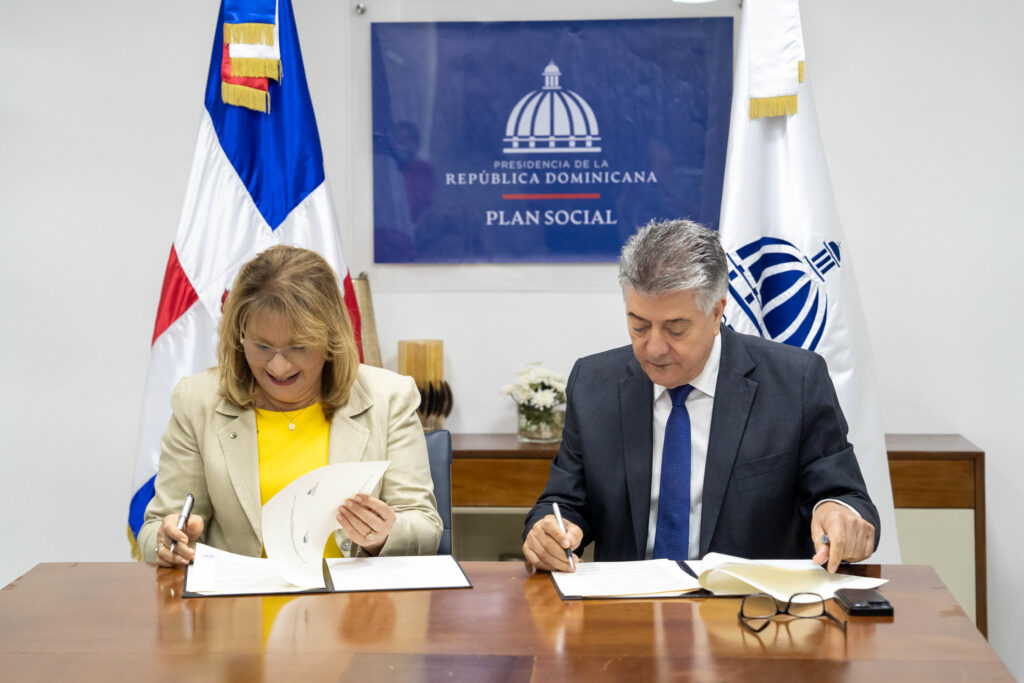 ONAPREP y Plan Social firman acuerdo para incluir reclusos en labores comunitarias - Noticias de hoy en República Dominicana | De Último Minuto
