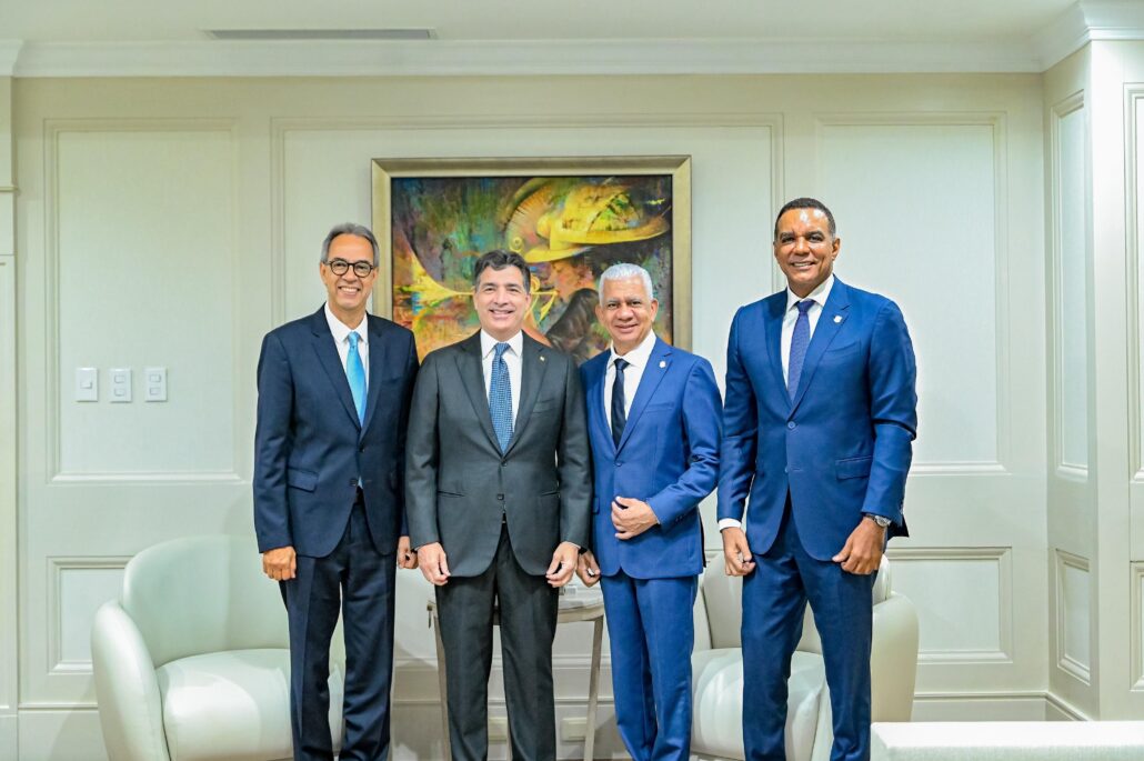Senador Carlos Gómez impulsa homenaje al poeta José Mármol por su aporte a la literatura