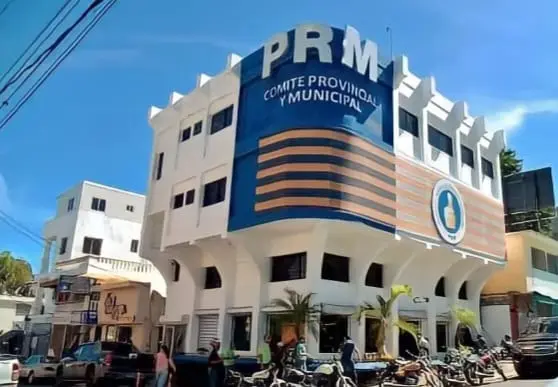Escuela de formación del PRM realiza jornada sobre pensamiento político y función pública en Santiago