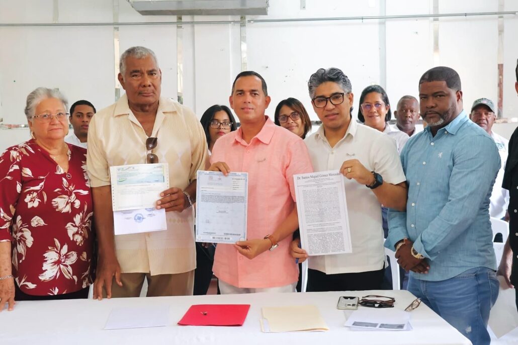 Alcaldía de Haina adquiere para construir Comedor Económico Municipal