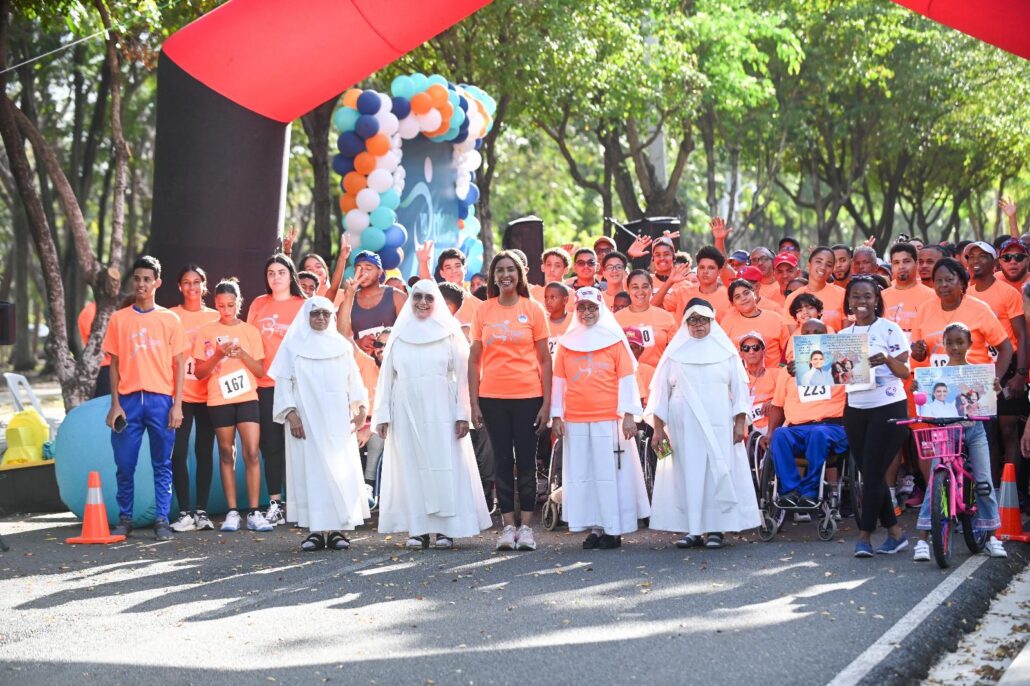 Selinée Méndez realiza con éxito la carrera solidaria 