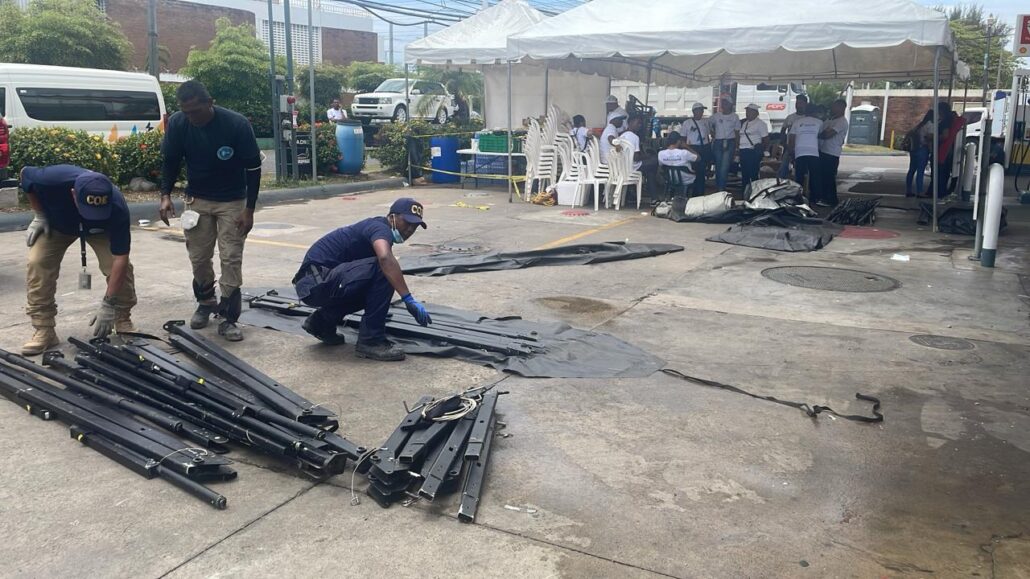 Inician desmonte de carpas del COE en zona cero del Jet Set