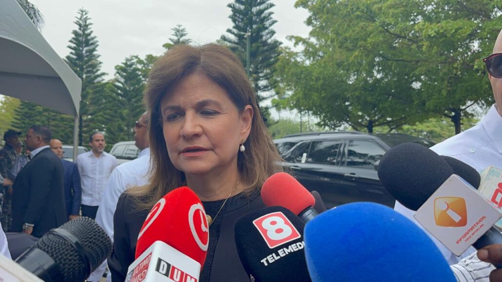 Vicepresidenta Peña invita abrazar la esperanza para sobrellevar tragedia del Jet Set