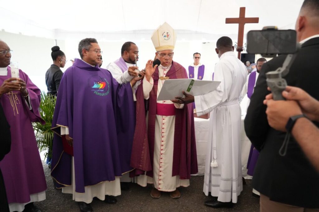 Monseñor Francisco Ozoria: “Somos peregrinos de la esperanza” - Noticias de hoy en República Dominicana | De Último Minuto