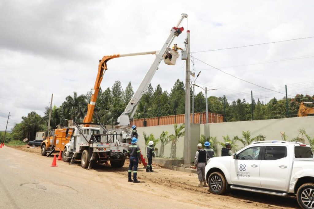 Autoridades refuerzan lucha contra el fraude eléctrico en Santo Domingo Norte - Noticias de hoy en República Dominicana | De Último Minuto
