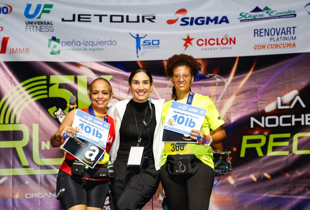 Éxito total en la 5K Night Run 2025 dirigida por Andrés Reyes - Noticias de hoy en República Dominicana | De Último Minuto