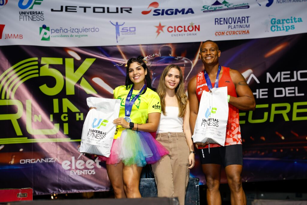 Éxito total en la 5K Night Run 2025 dirigida por Andrés Reyes - Noticias de hoy en República Dominicana | De Último Minuto