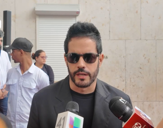 Manny Cruz recuerda a Rubby Pérez en su funeral: “La voz más alta del merengue”