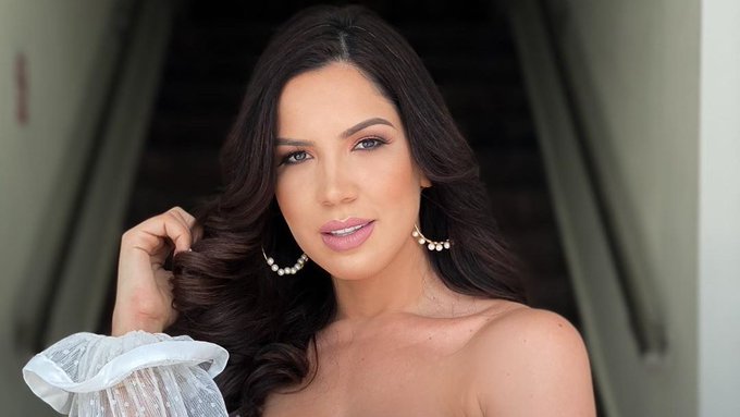 Yubelkis Peralta llora tras denunciar tardanza del Inacif para entregar cadáver de su prima víctima de tragedia en Jet Set