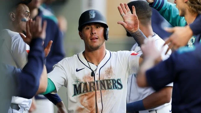 Mariners aplastan 9-1 a los Nationals con poder ofensivo y brillante apertura de Logan Evans